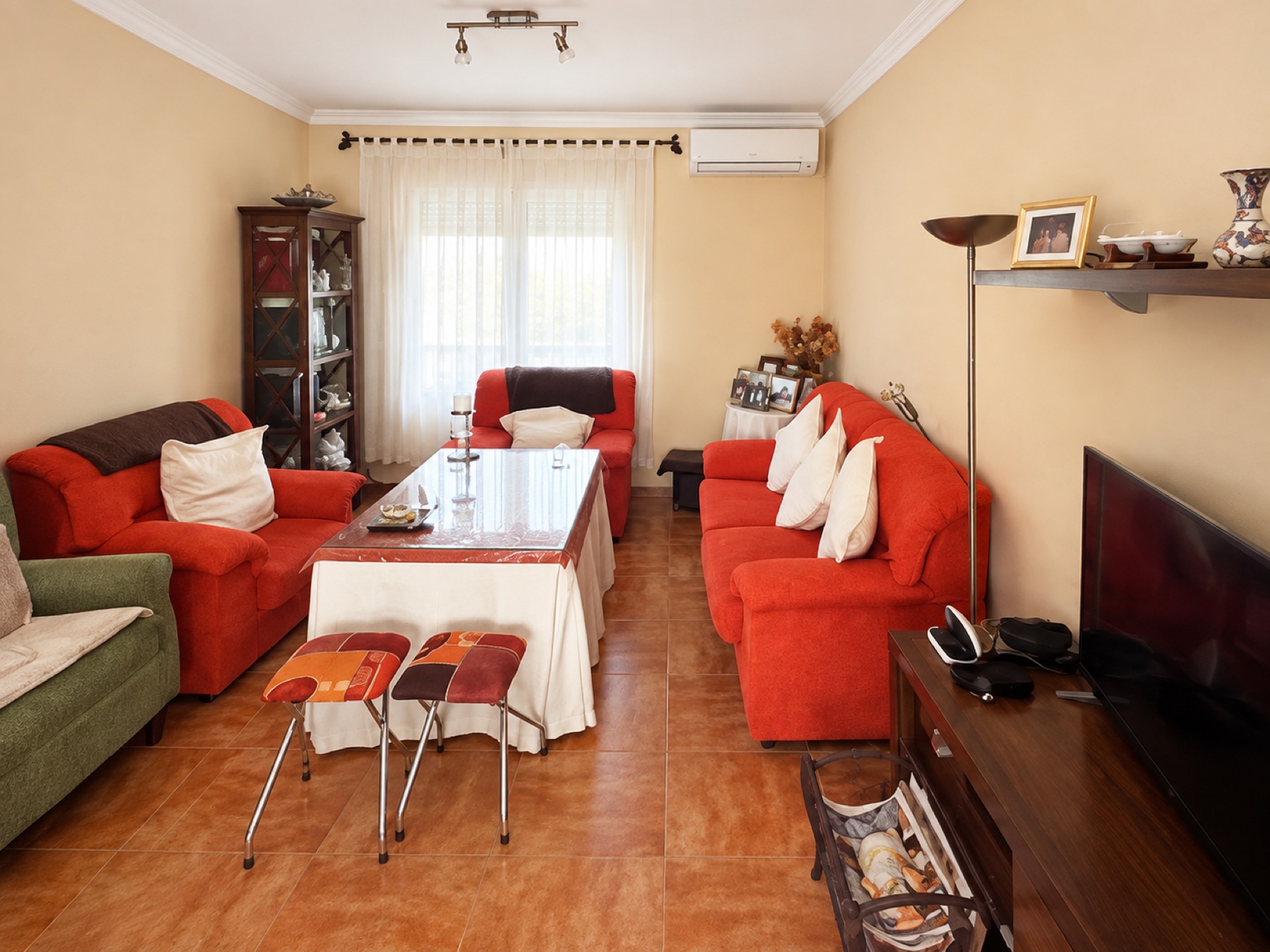 Dúplex de cuatro dormitorios con garaje en El Alquián