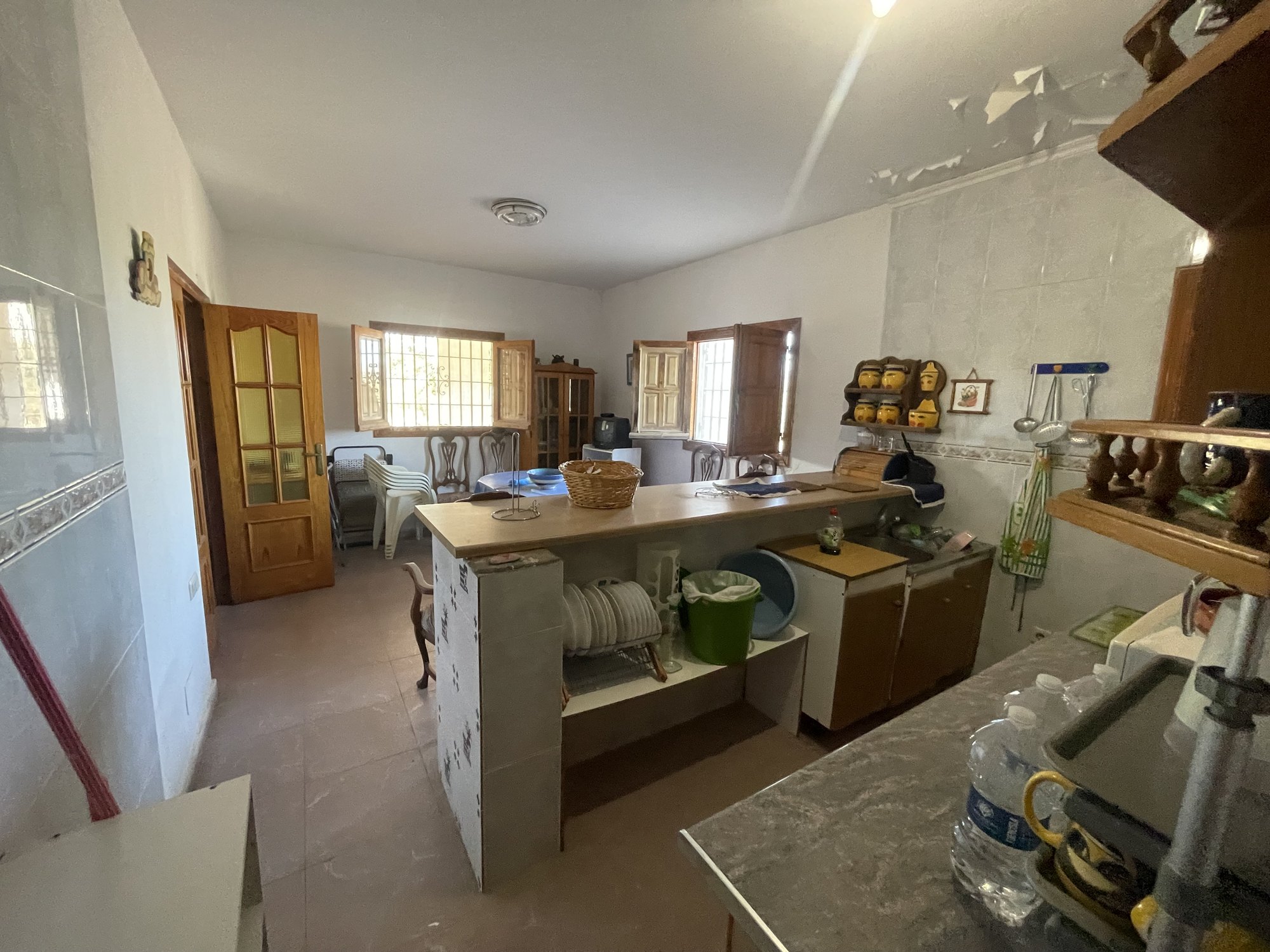 Finca con vivienda, olivos y piscinas en Tabernas